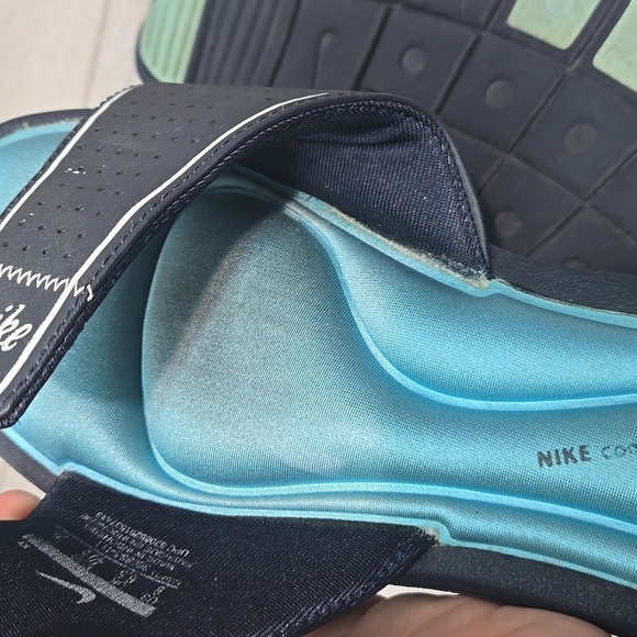 Nike Women's Comfort Footbed Black& Blue Slide Sandals Shoes Sz 9 - Picture 8 of 8